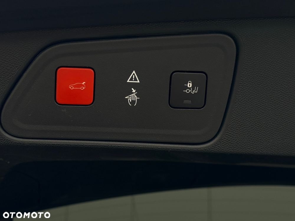 Peugeot 3008 2.0 BlueHDi GT S&S EAT8 - 23