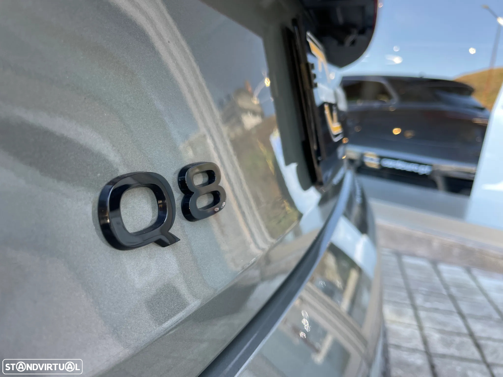 Audi Q8 e-Tron 55 quattro Advanced - 8