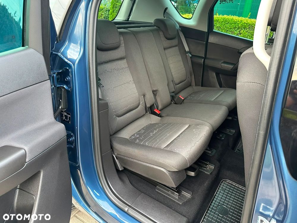 Opel Meriva - 11