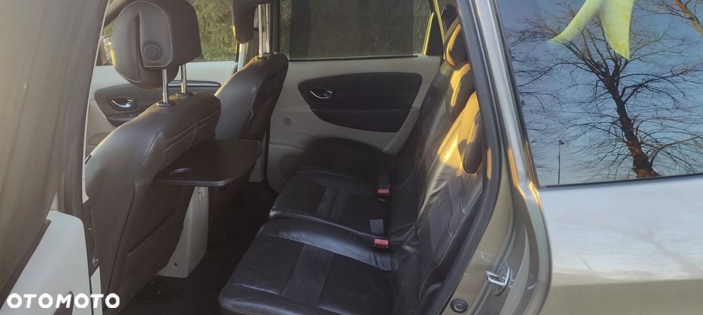 Renault Grand Scenic Energy dCi 130 Start & Stop Euro 6 Luxe - 17
