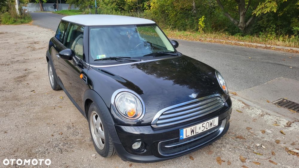 MINI Cooper Standard - 2