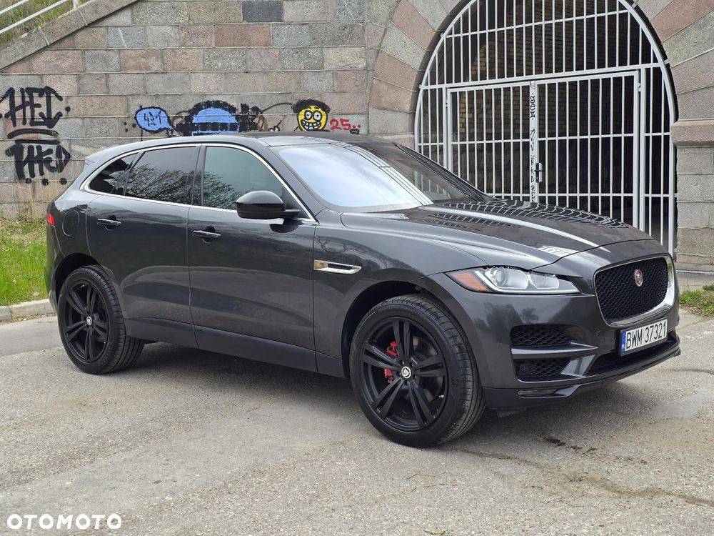 Jaguar F-Pace 30t AWD Prestige - 11