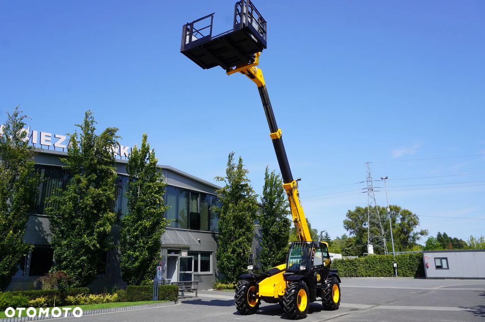 JCB 535-95 / 3,5 t / zasięg 9,5 m / joystick - 14