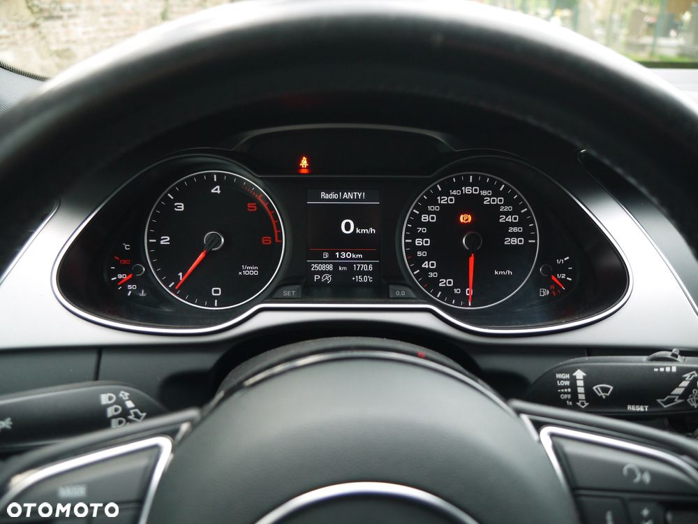 Audi A4 Avant 2.0 TDI DPF quattro S tronic Ambiente - 21