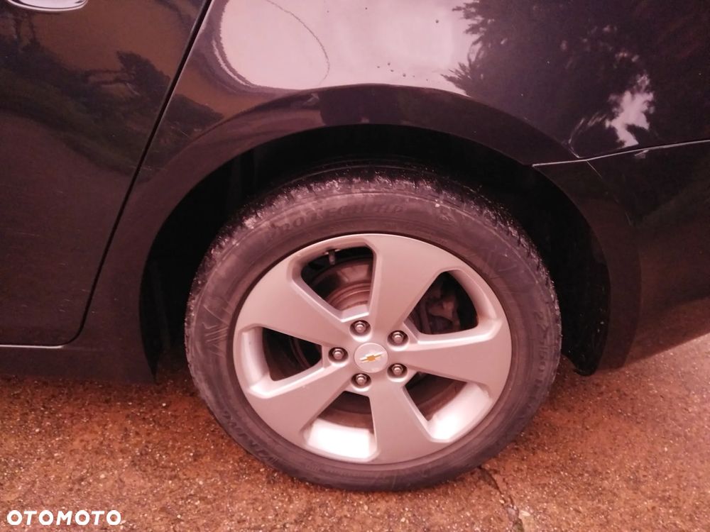 Chevrolet Cruze - 10