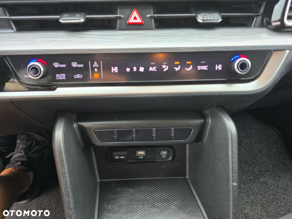 Kia Sportage 1.6 CRDI 2WD Eco-Dynamics+ (48V M-H) Spirit - 24