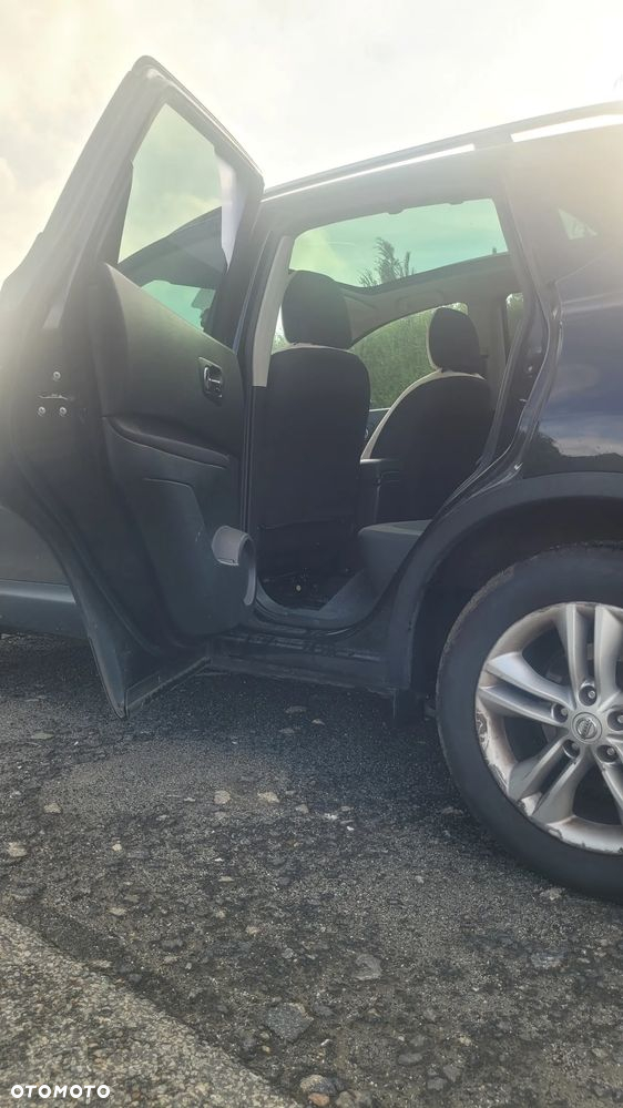 Nissan Qashqai 2.0 dCi DPF 4x4 tekna - 6