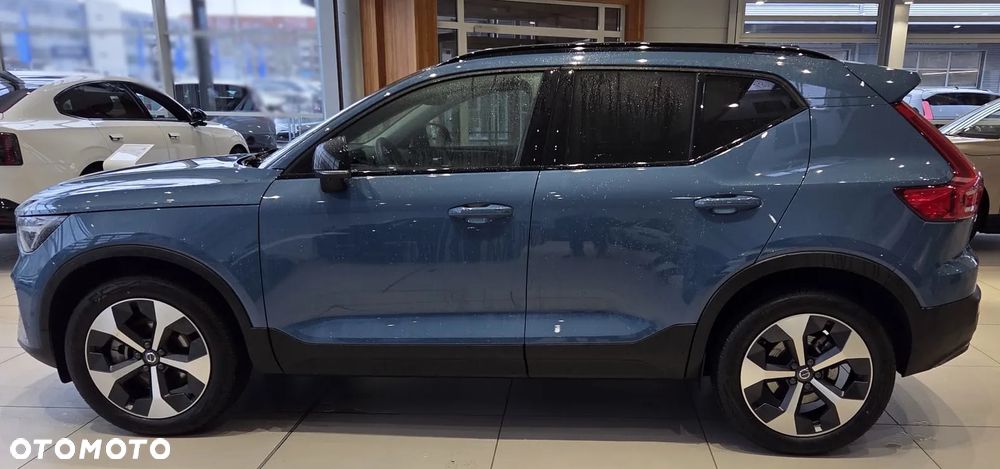 Volvo XC 40 B4 AWD Ultimate Dark - 2