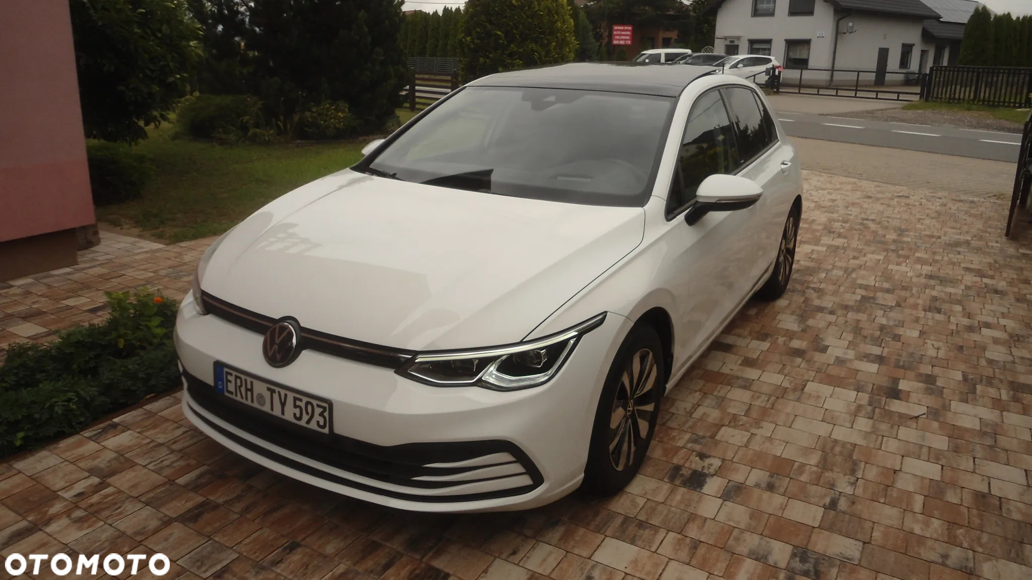 Volkswagen Golf - 2