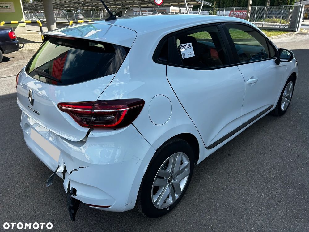 Renault Clio - 6