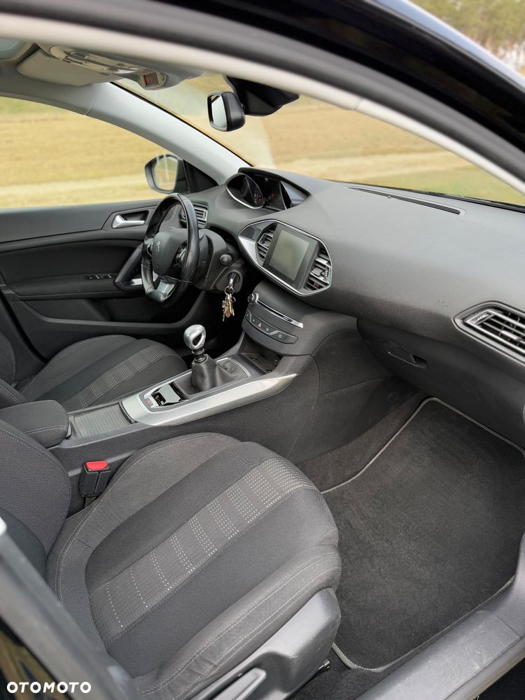 Peugeot 308 2.0 HDi Allure - 11