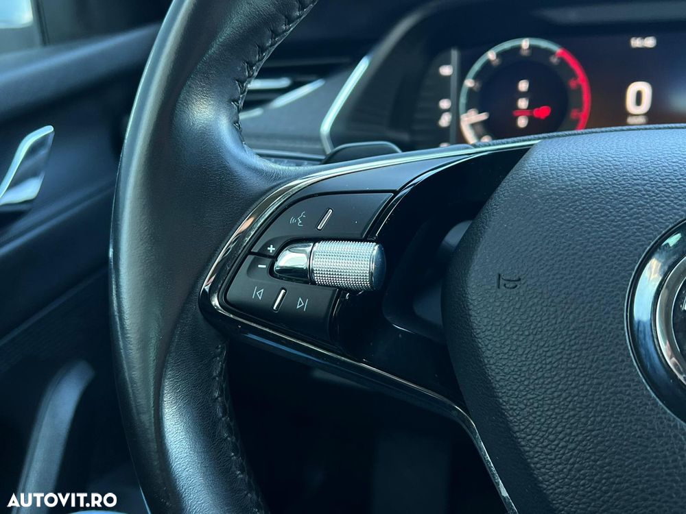 Skoda Octavia 2.0 TDI DSG Ambition - 19