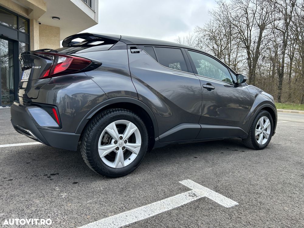 Toyota C-HR - 3