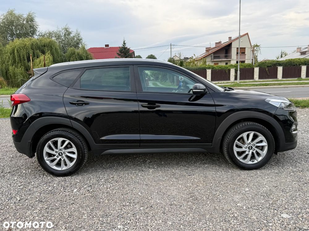 Hyundai Tucson 1.6 GDI BlueDrive Comfort 2WD - 19
