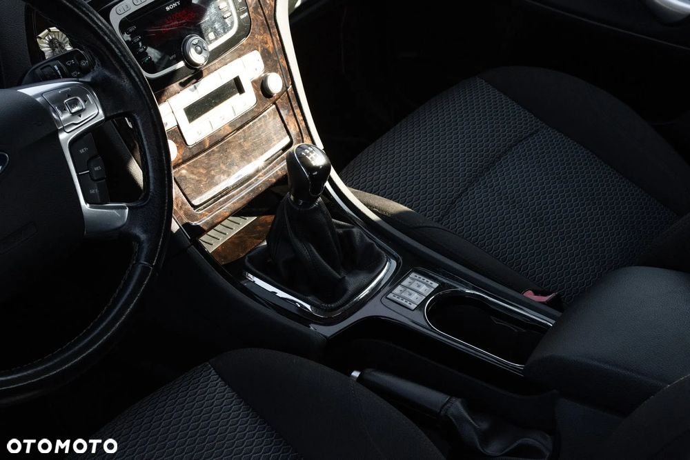 Ford Mondeo 2.0 Trend / Trend+ - 9