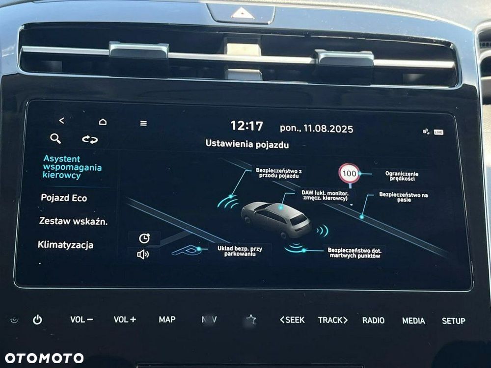 Hyundai Tucson 1.6 T-GDi HEV Executive 2WD - 31