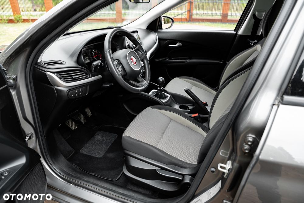 Fiat Tipo 1.4 16V More - 17