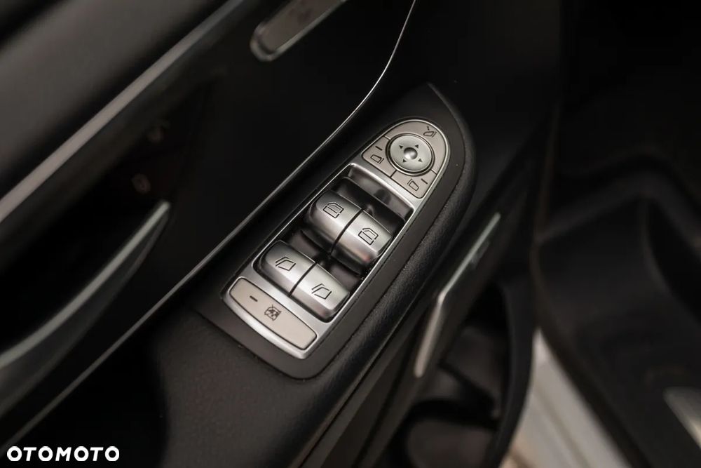 Mercedes-Benz Klasa V 250 d lang 4Matic 9G-TRONIC Style - 24