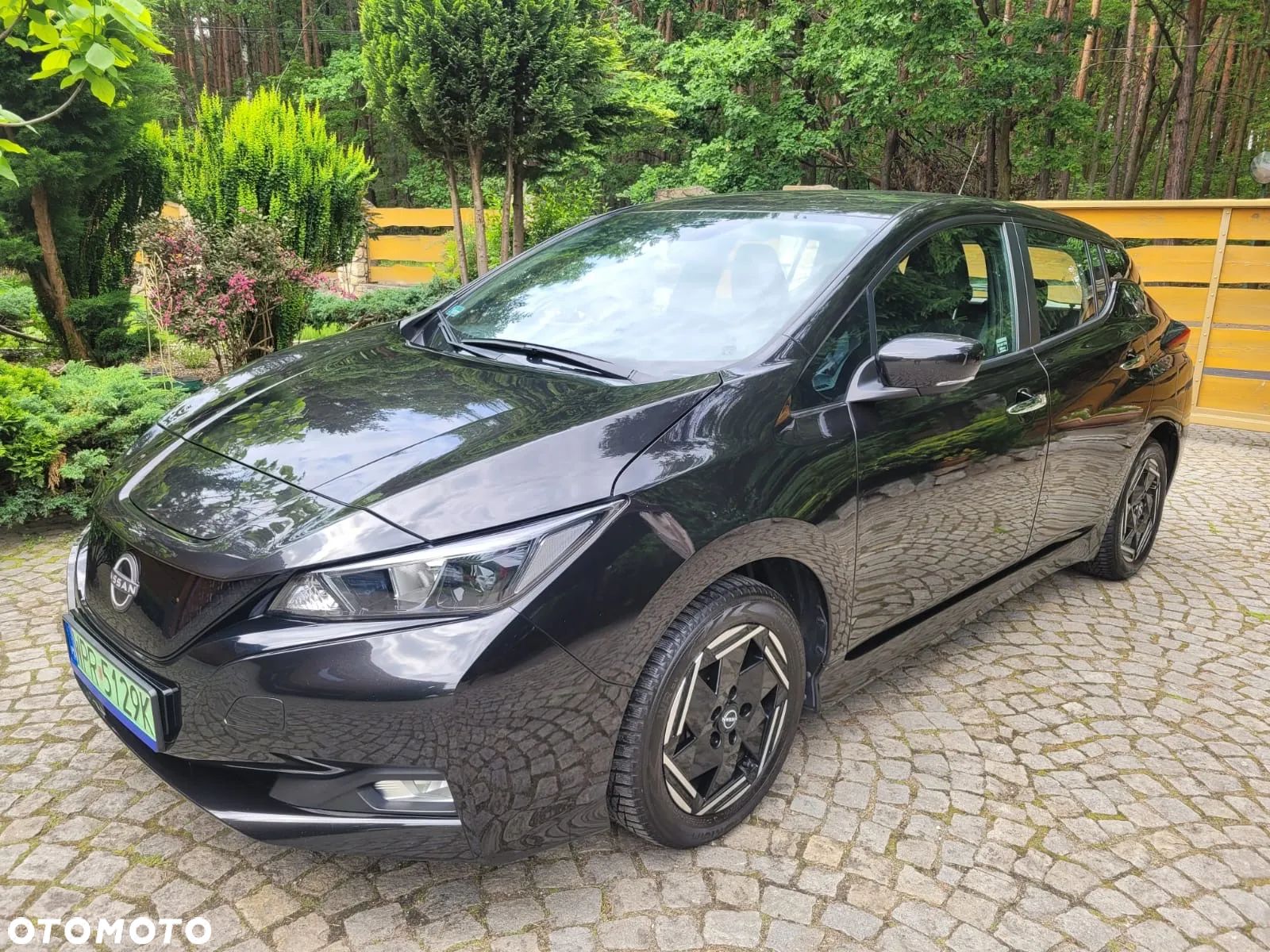 Nissan Leaf 40kWh Acenta (6.6 kW) - 1