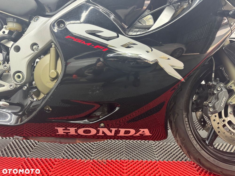 Honda CBR - 39