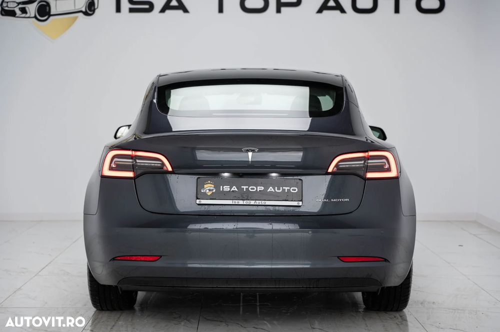Tesla Model 3 Long Range AWD Premium - 3