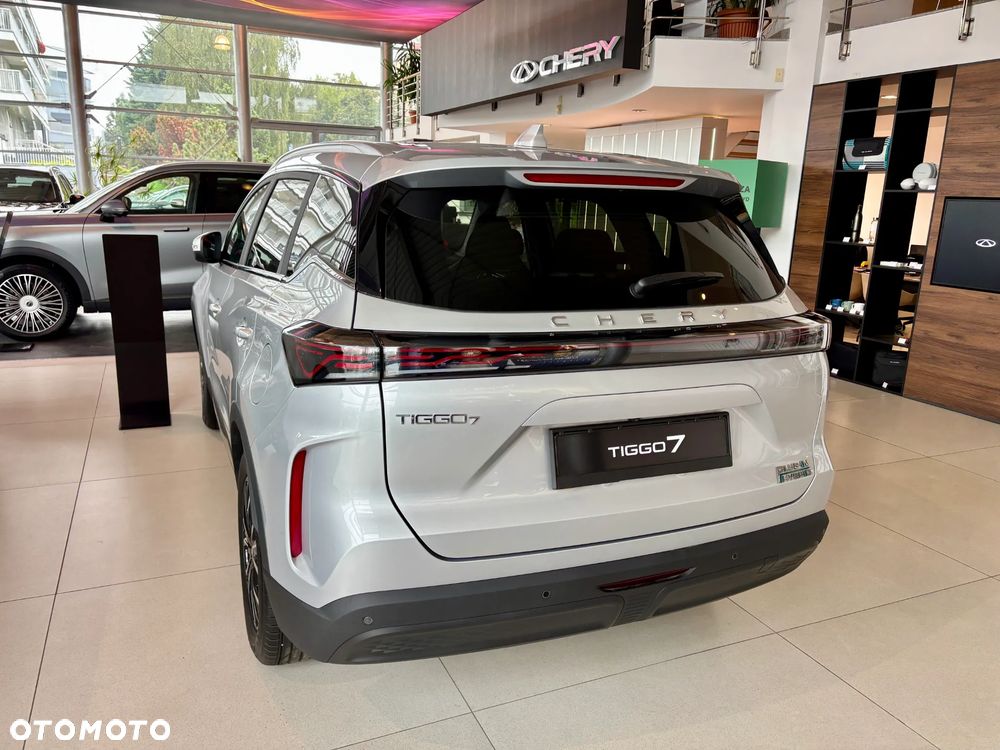 Chery Tiggo 7 1.5 T-GDI Super Hybrid Premium DHT - 15