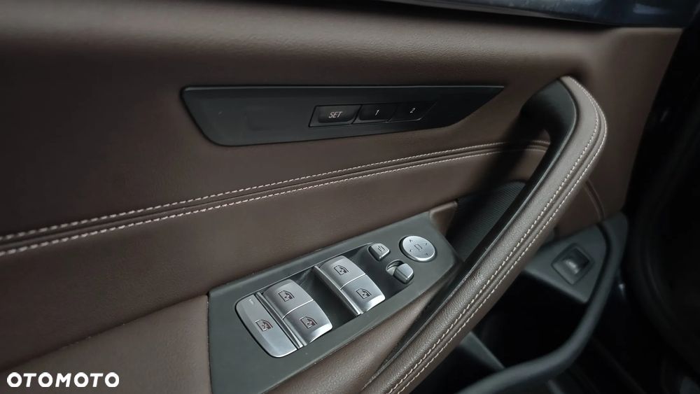 BMW Seria 5 - 23
