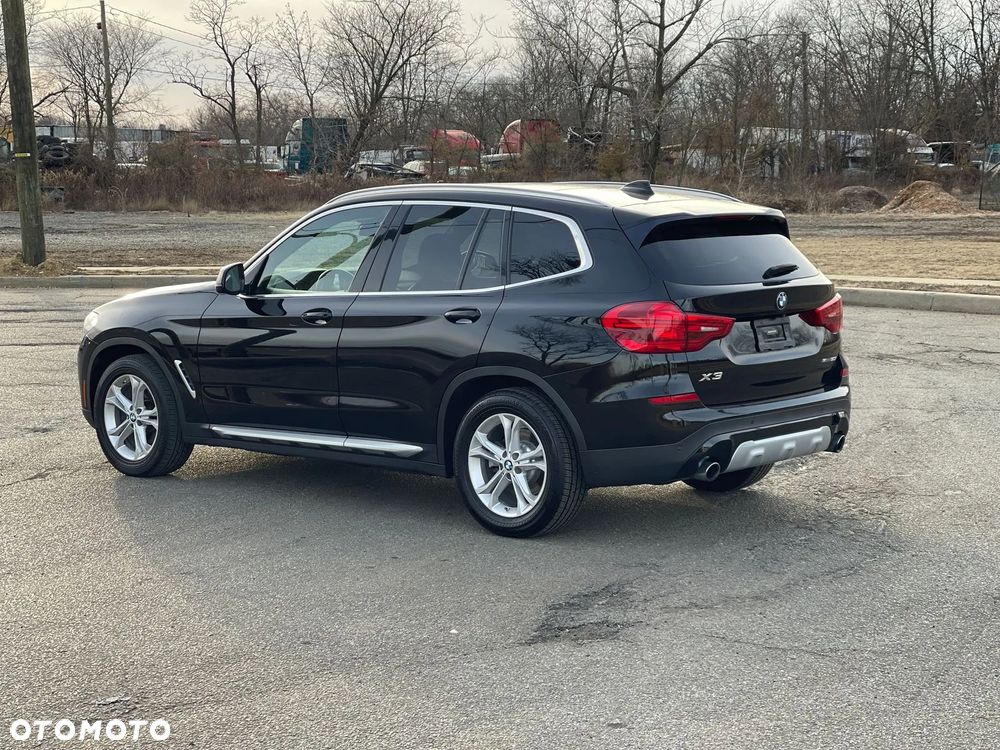 BMW X3 xDrive30i Luxury Line - 8