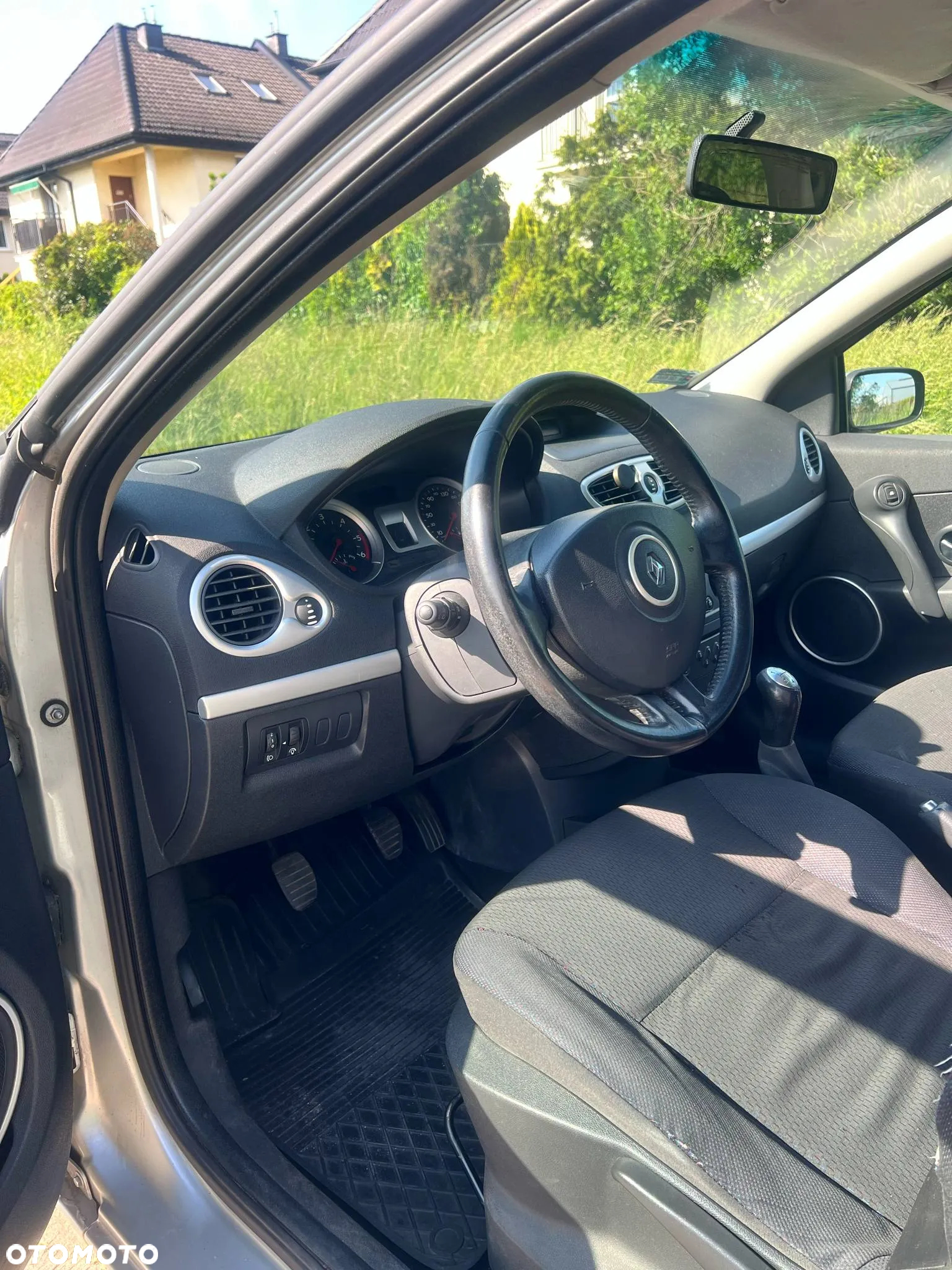 Renault Clio - 13