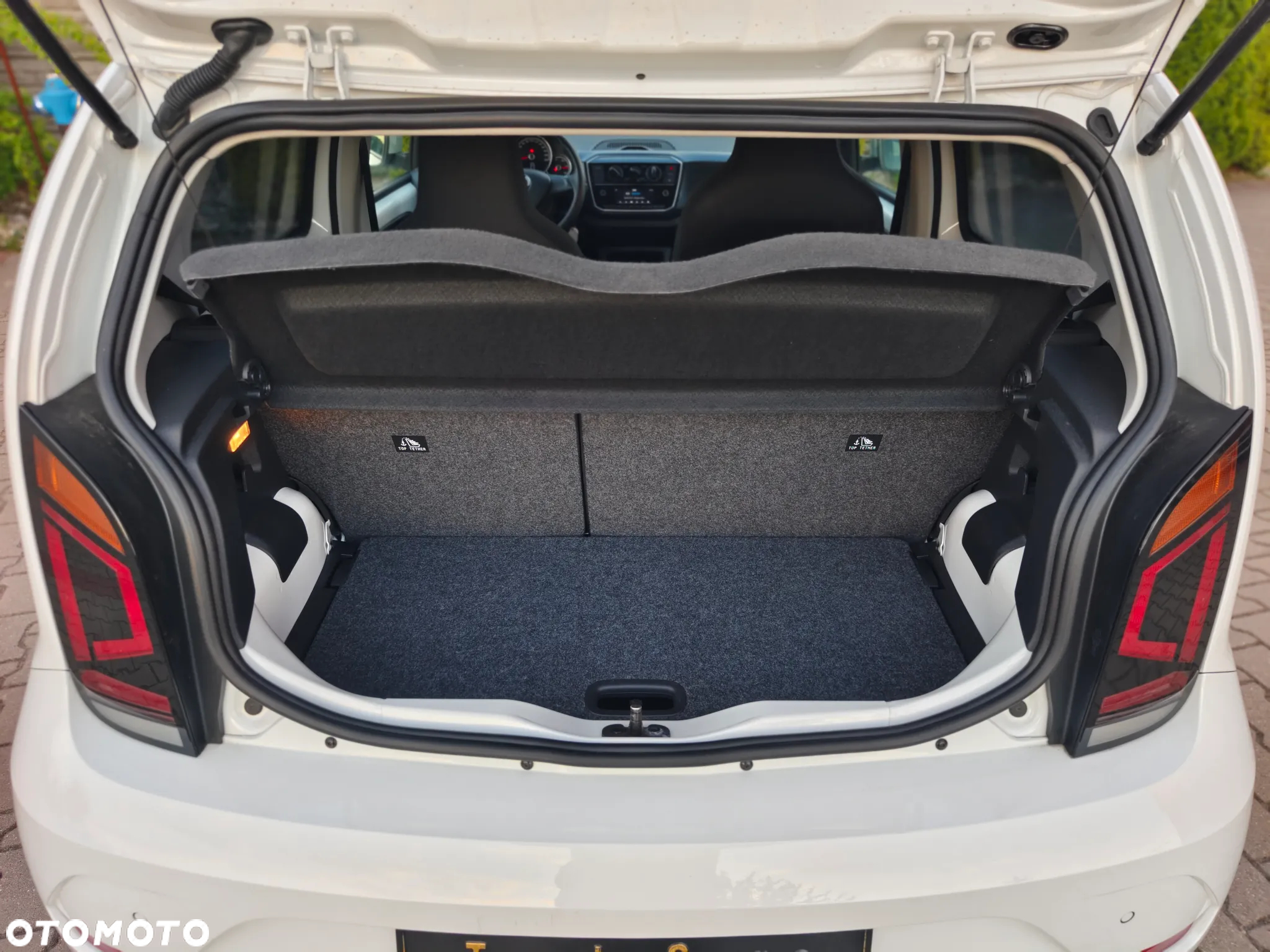 Volkswagen up! 1.0 White Style - 20