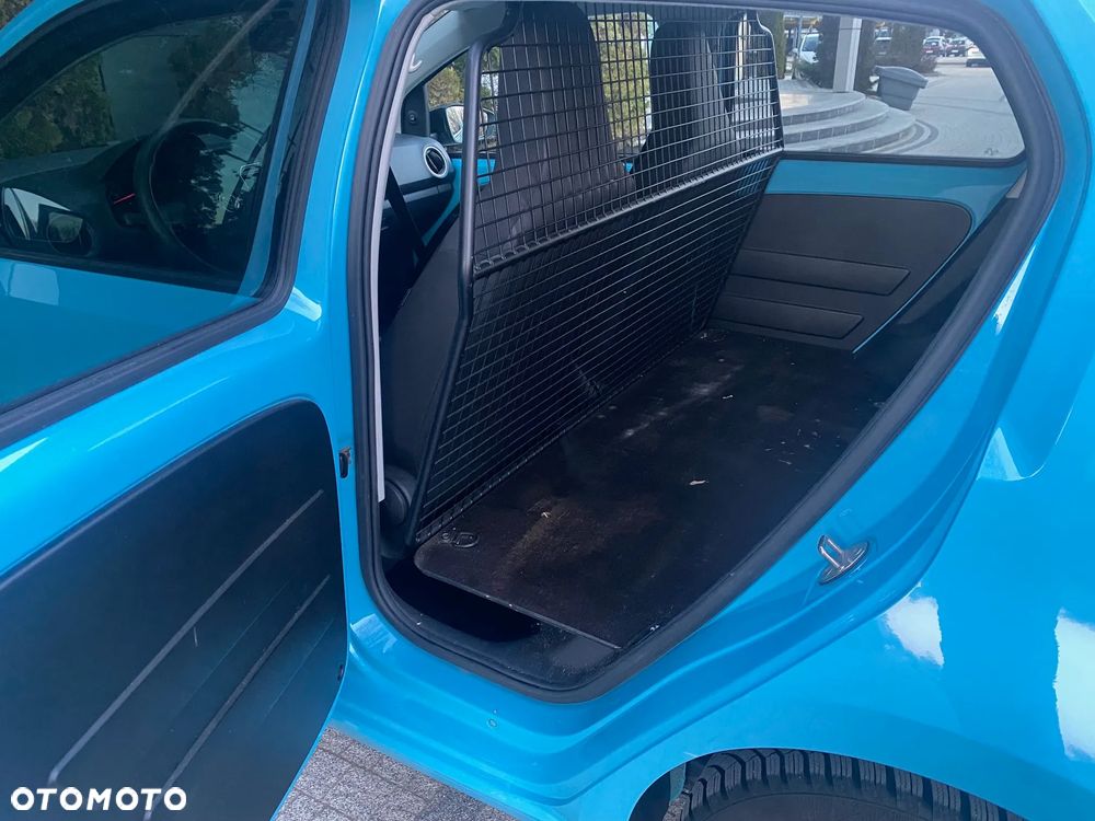 Volkswagen up! - 9