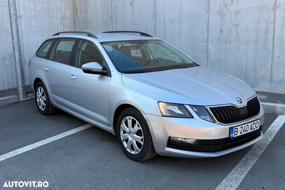 Skoda Octavia 1.6 TDI DSG Ambition - 3