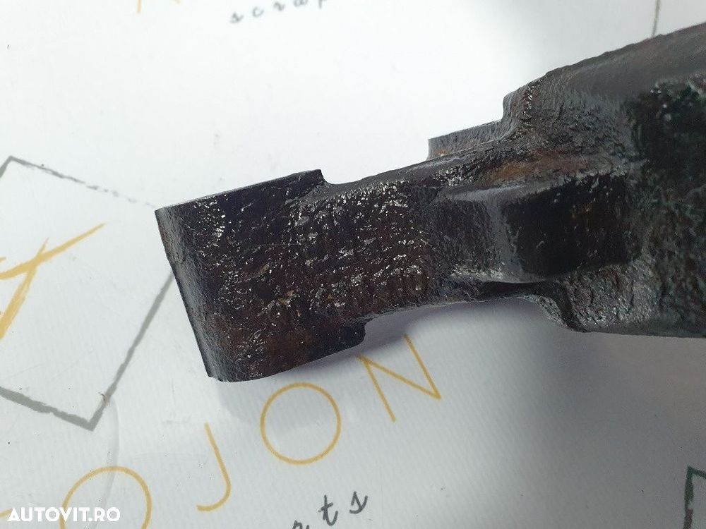 Fuzeta  stanga fata OPEL ASTRA G Estate F35_, T98 1998 - 2009 1.6 16V X 16 XEL, Z 16 XE  90498810 - 2