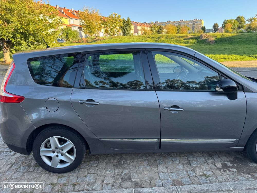 Renault Grand Scénic dCi 110 LIMITED - 11
