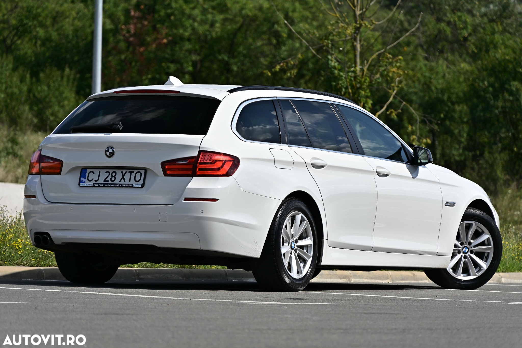 BMW Seria 5 520d - 5