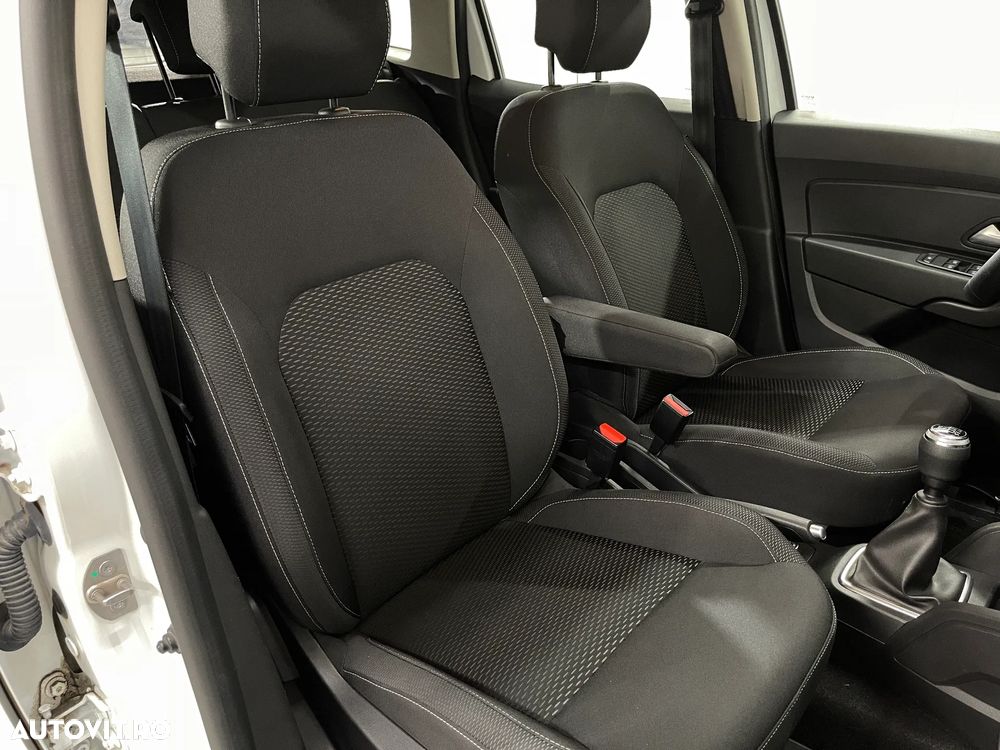 Dacia Duster 1.5 Blue dCi 4WD Comfort - 9