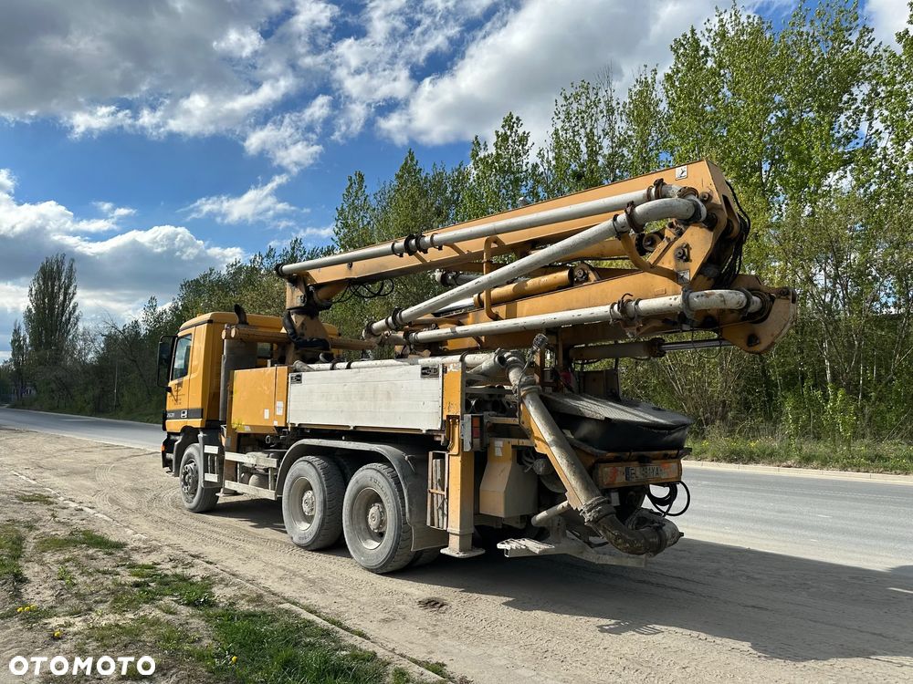Mercedes-Benz Actros - 6
