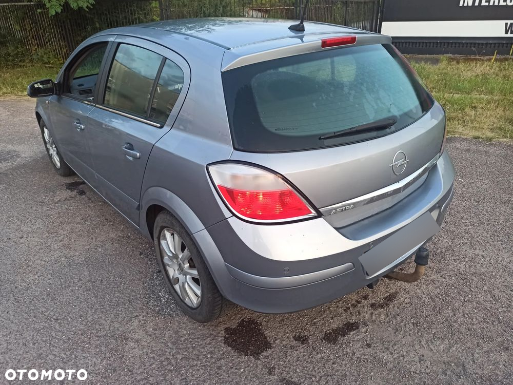Opel Astra III 1.8 Enjoy - 4