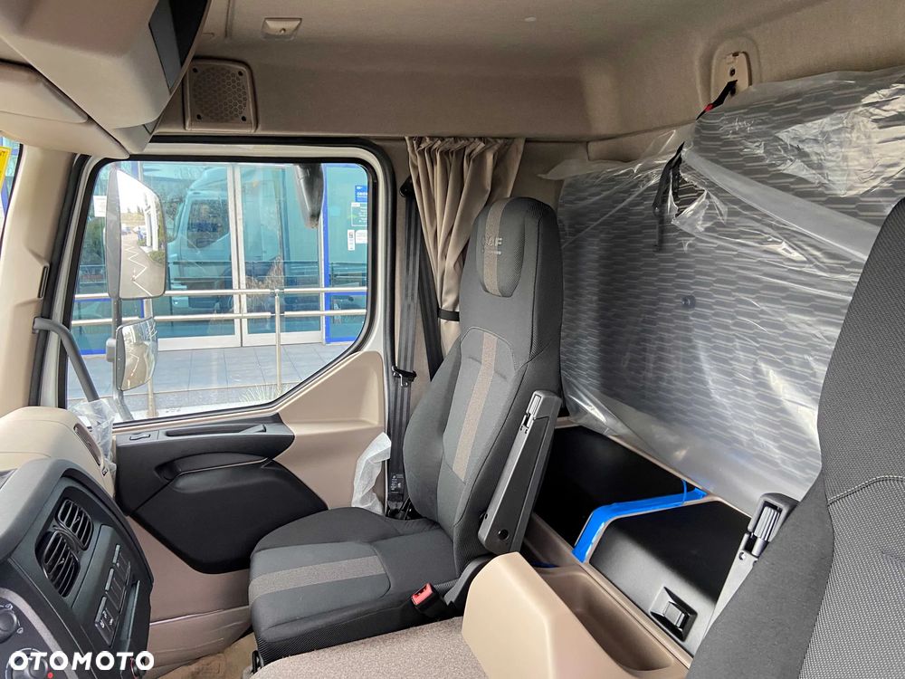 DAF XB260 - 9