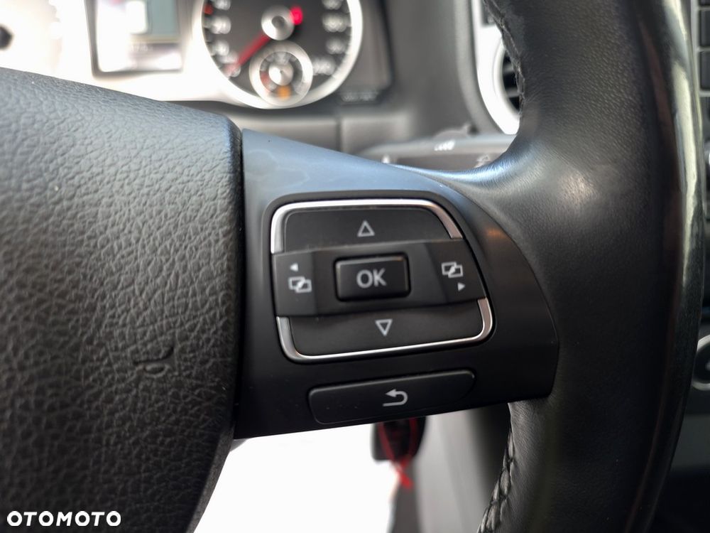 Volkswagen Tiguan 2.0 TDI Perfectline - 22