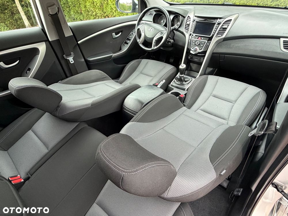 Hyundai i30 1.4 Fifa World Cup Edition - 28