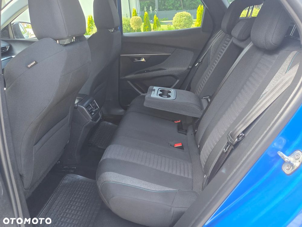 Peugeot 3008 - 19