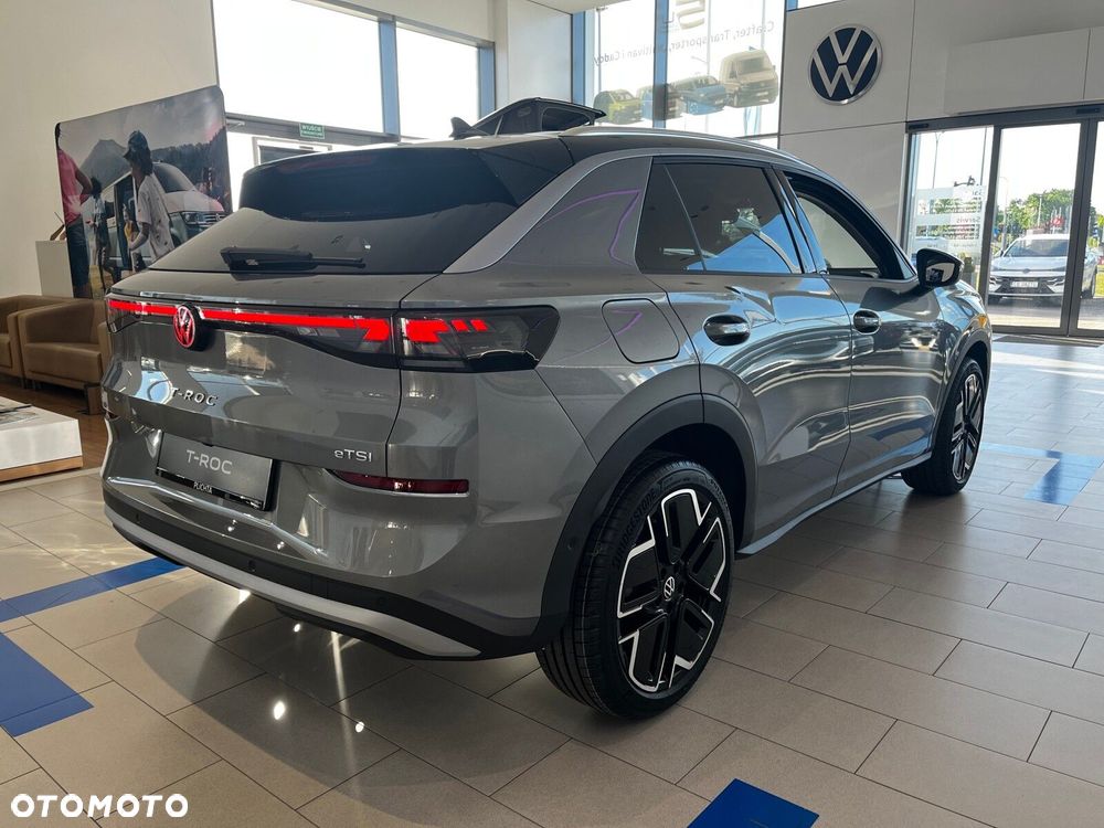 Volkswagen T-Roc - 10
