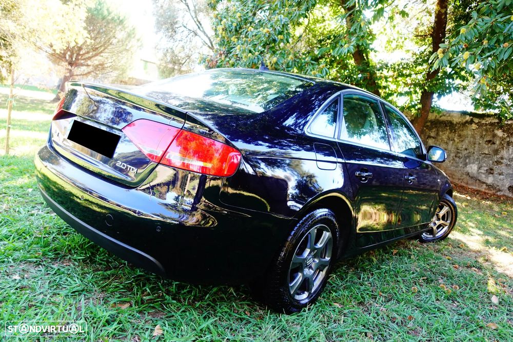 Audi A4 2.0 TDI S-line - 22