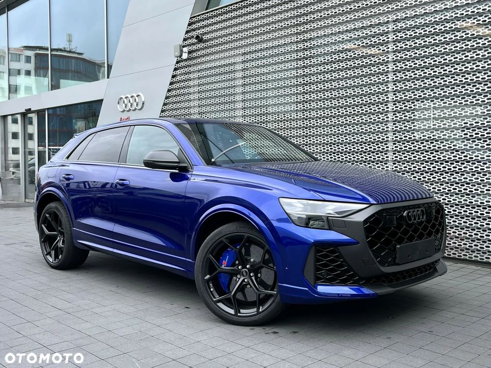 Audi RS Q8 - 16