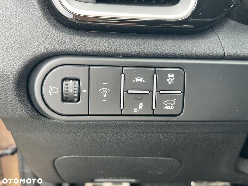 Kia XCeed - 12