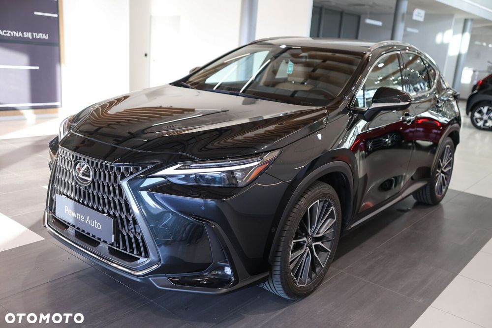 Lexus NX 350h Omotenashi AWD - 11