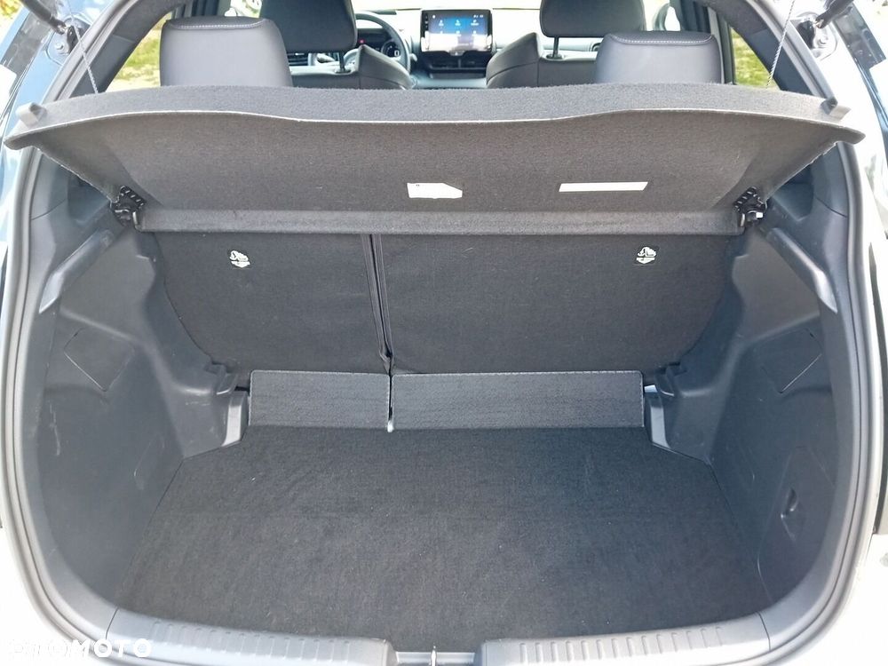Toyota Yaris Hybrid 1.5 Selection Style - 12