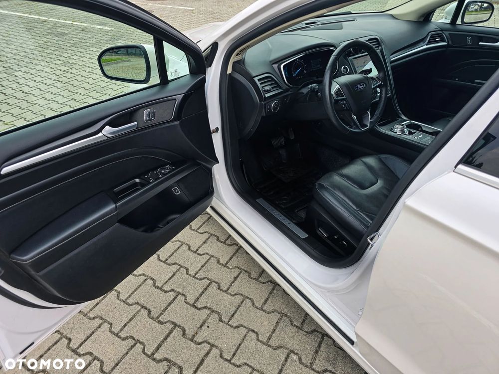Ford Mondeo - 8