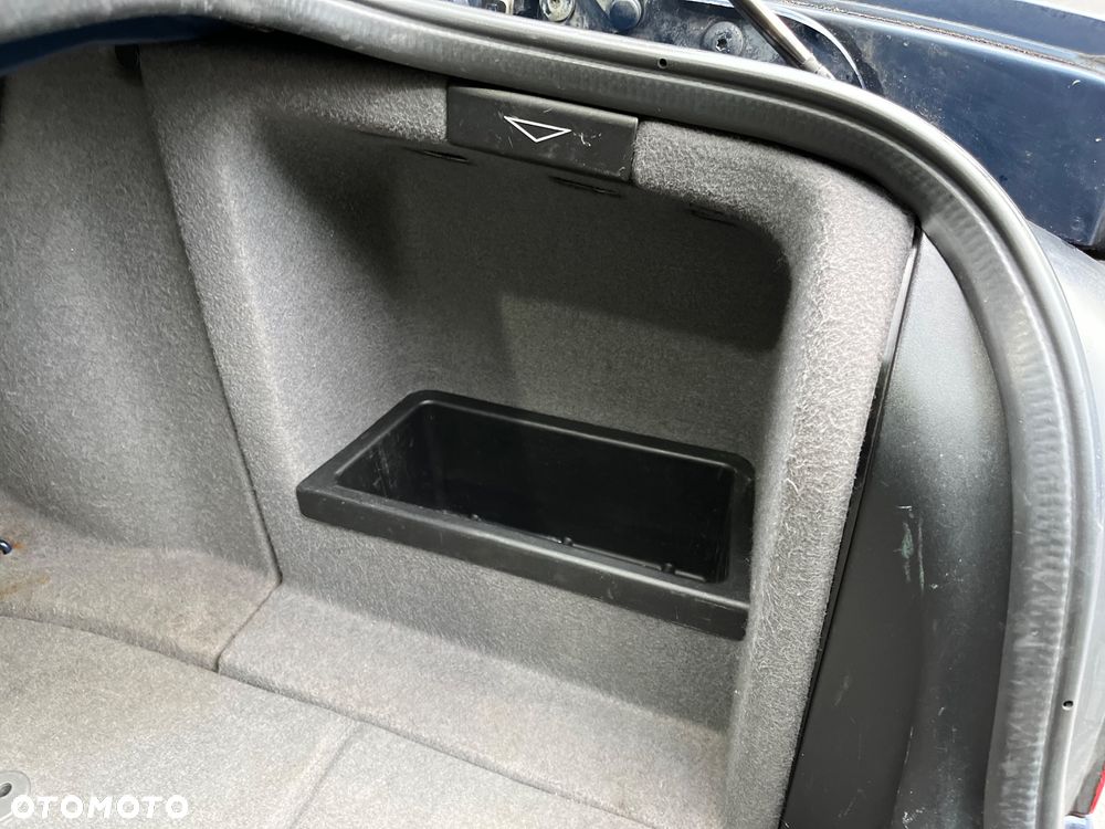 BMW Seria 5 520i - 11